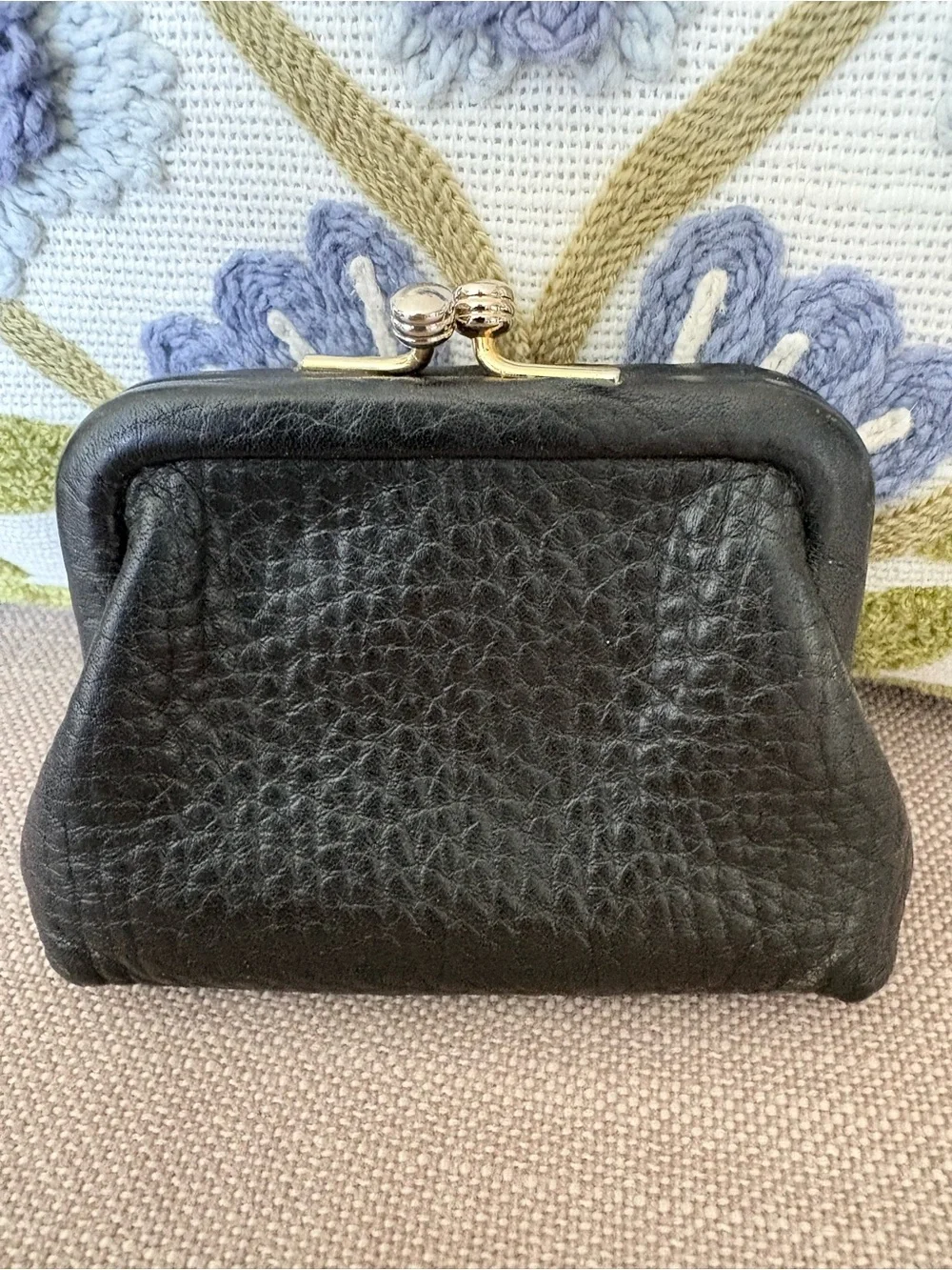 Dooney & Bourke Black Leather Kiss-Lock Coin Purse with Brown Logo Patch
